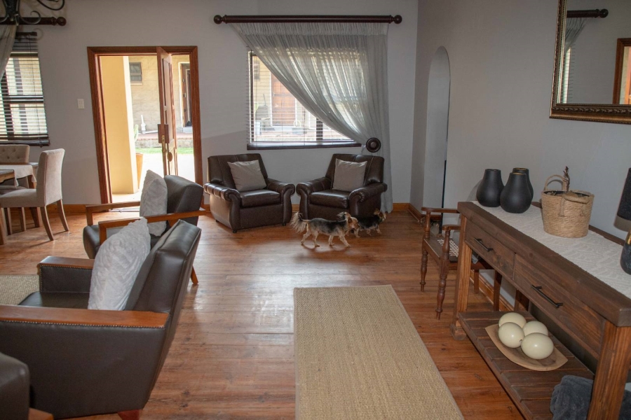 18 Bedroom Property for Sale in Heilbron Free State